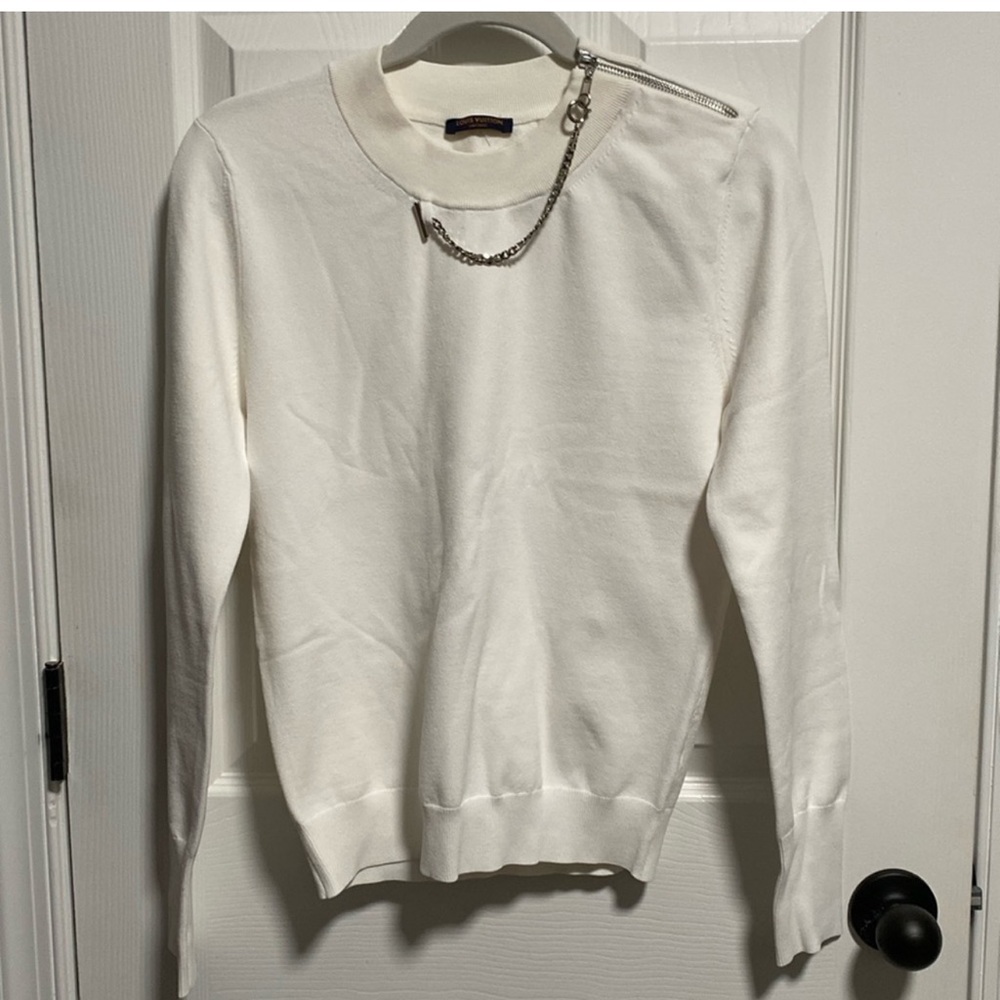 Louis Vuitton nice shirts - Picture 1 of 3